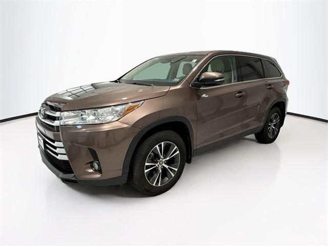used 2019 Toyota Highlander car, priced at $28,374