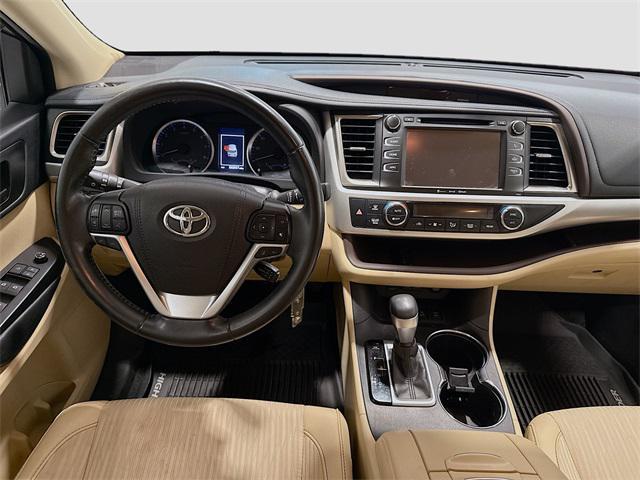 used 2019 Toyota Highlander car, priced at $28,374