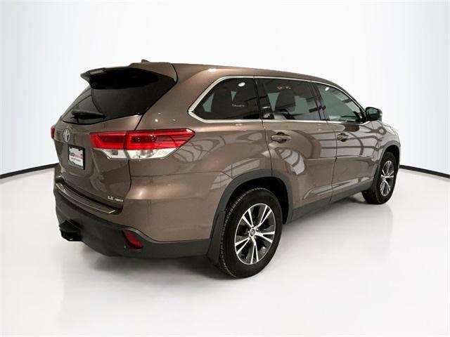 used 2019 Toyota Highlander car, priced at $28,374