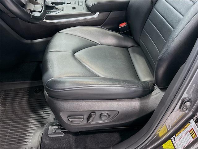 used 2022 Toyota Highlander Hybrid car, priced at $39,716