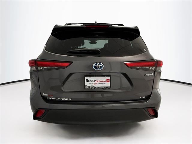 used 2022 Toyota Highlander Hybrid car, priced at $39,716