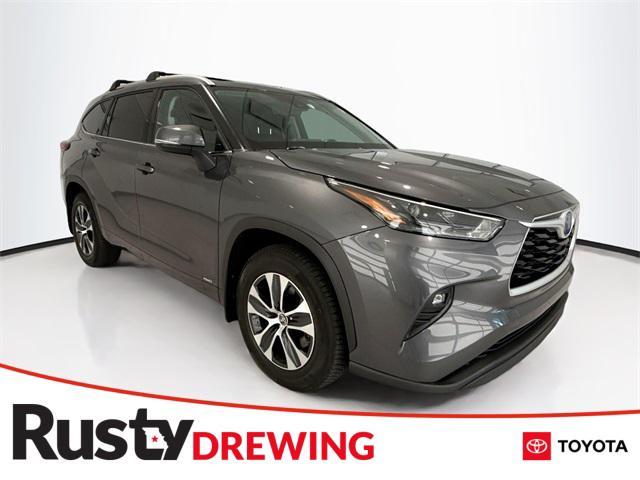 used 2022 Toyota Highlander Hybrid car, priced at $39,716