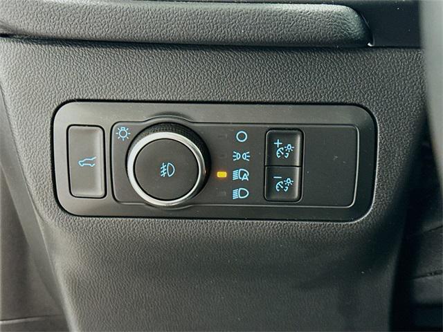used 2022 Ford Escape car, priced at $21,572