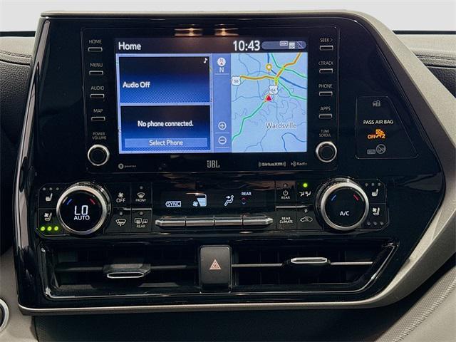 used 2020 Toyota Highlander car, priced at $28,667