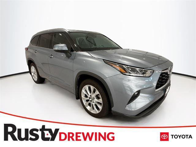 used 2020 Toyota Highlander car, priced at $28,667