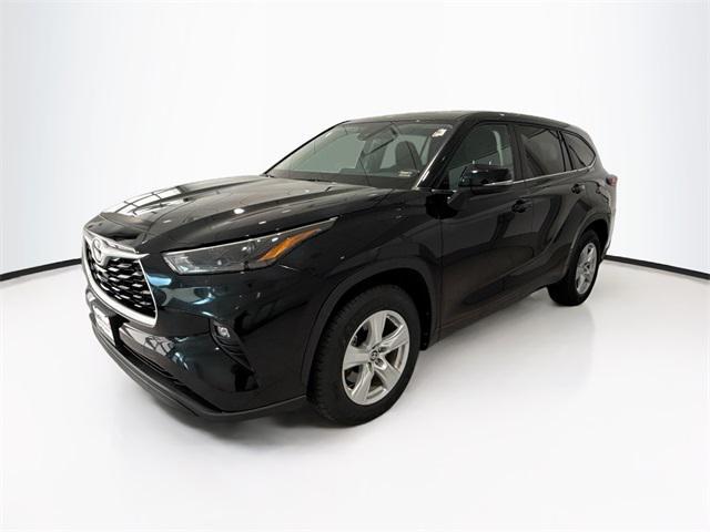 used 2024 Toyota Highlander car, priced at $39,372