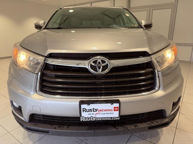 used 2015 Toyota Highlander car, priced at $17,648