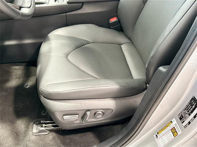 used 2025 Toyota Grand Highlander car, priced at $50,012