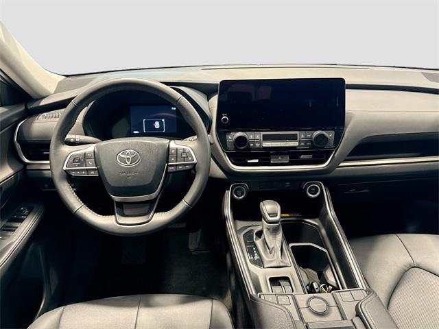 used 2025 Toyota Grand Highlander car, priced at $50,012