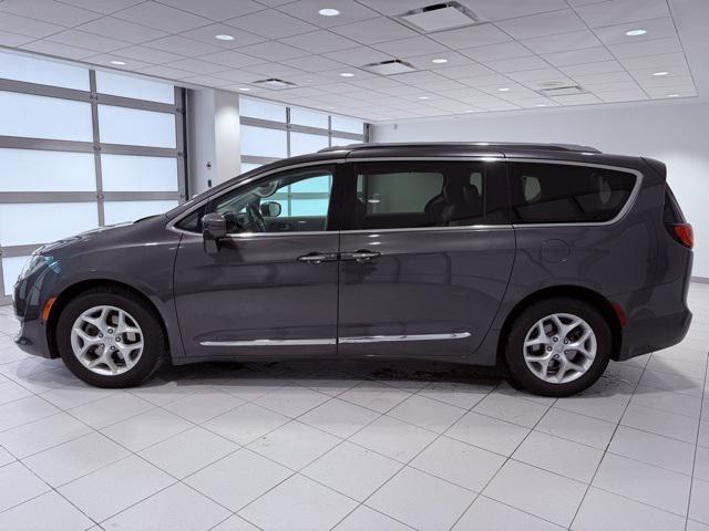 used 2018 Chrysler Pacifica car, priced at $15,498