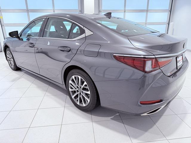 used 2024 Lexus ES 350 car, priced at $46,307