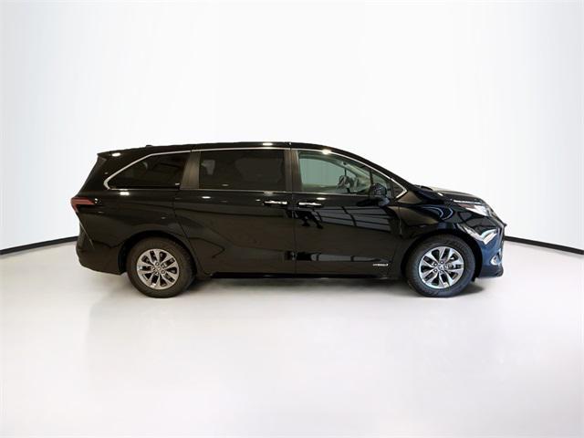used 2021 Toyota Sienna car, priced at $33,200