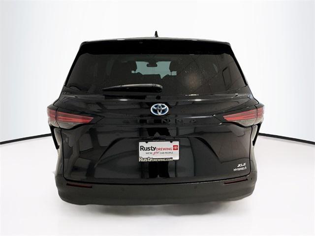 used 2021 Toyota Sienna car, priced at $33,200