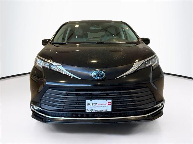 used 2021 Toyota Sienna car, priced at $33,200