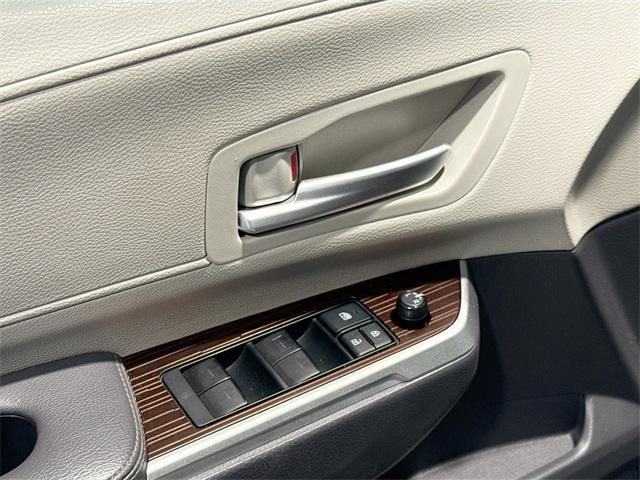 used 2021 Toyota Sienna car, priced at $33,200