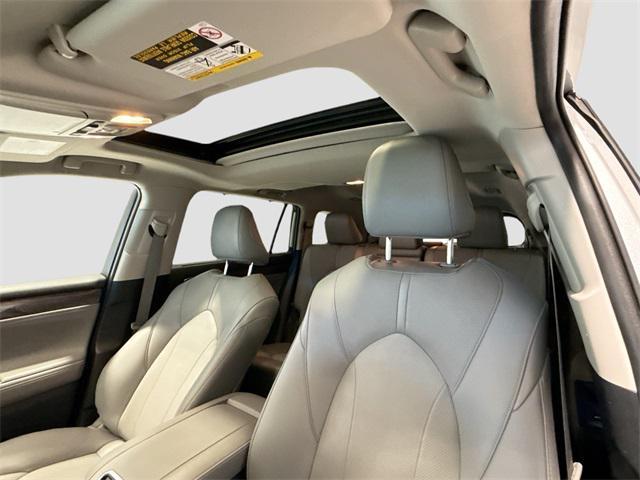used 2022 Toyota Highlander car, priced at $37,731