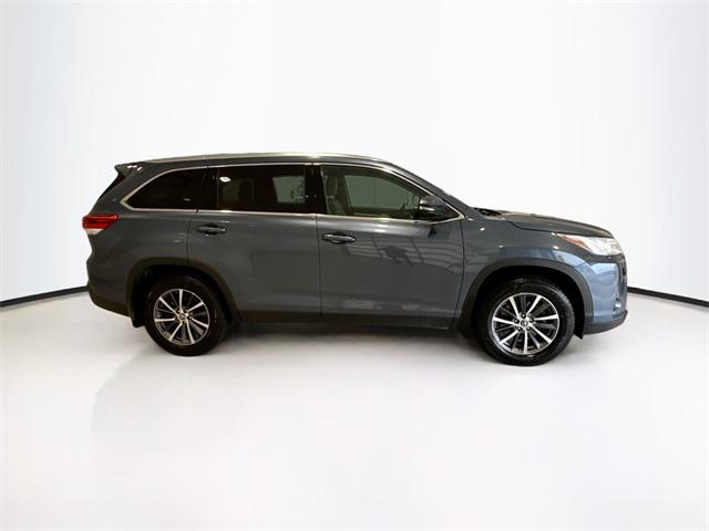 used 2019 Toyota Highlander car, priced at $22,833