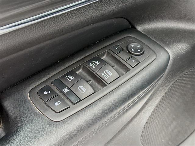 used 2022 Jeep Grand Cherokee car, priced at $28,373
