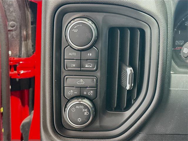 used 2025 Chevrolet Silverado 1500 car, priced at $38,626