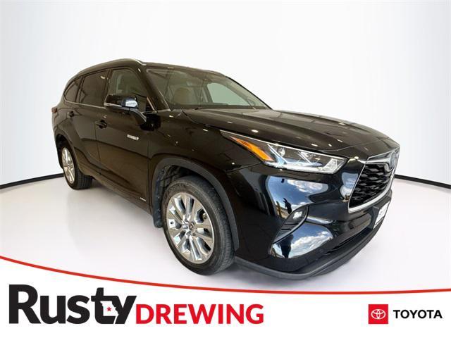 used 2021 Toyota Highlander Hybrid car, priced at $28,734