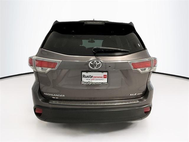 used 2016 Toyota Highlander car, priced at $19,096