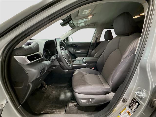 used 2023 Toyota Highlander car, priced at $37,064