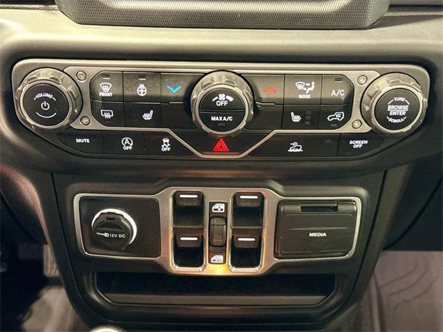 used 2023 Jeep Gladiator car, priced at $32,253