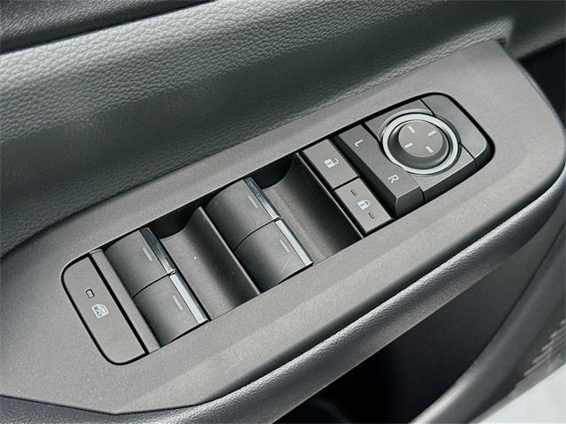 new 2025 Toyota Prius car, priced at $37,018