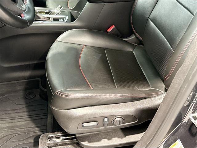 used 2023 Chevrolet Equinox car, priced at $25,900