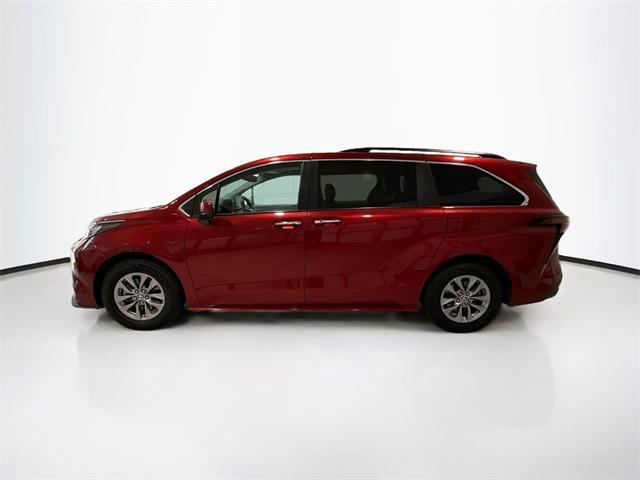 used 2023 Toyota Sienna car, priced at $38,500