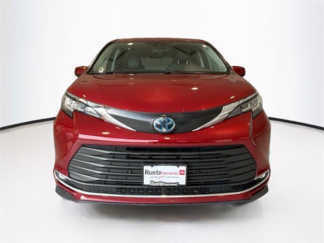 used 2023 Toyota Sienna car, priced at $38,500