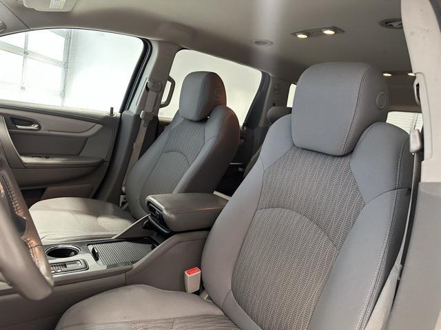 used 2015 Chevrolet Traverse car, priced at $11,232