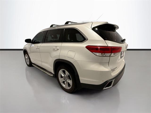 used 2017 Toyota Highlander car, priced at $19,739