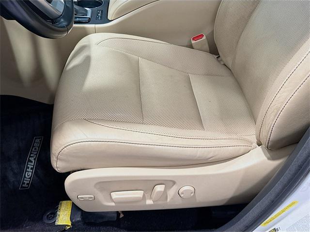 used 2017 Toyota Highlander car, priced at $19,739