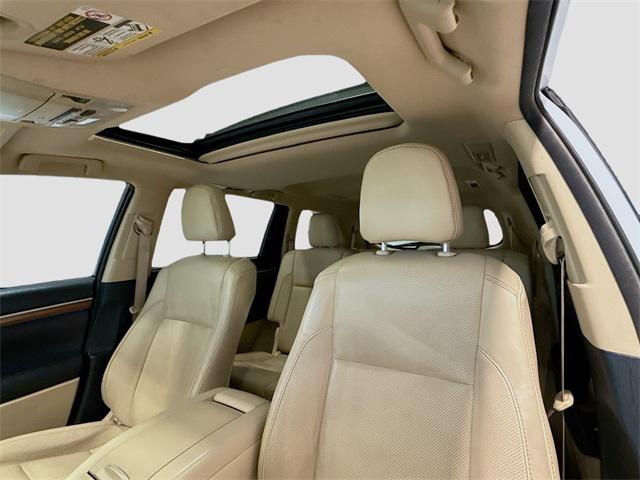 used 2017 Toyota Highlander car, priced at $18,809