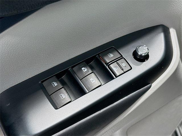 used 2015 Toyota Highlander car, priced at $18,903