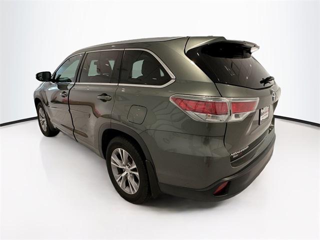 used 2015 Toyota Highlander car, priced at $18,903