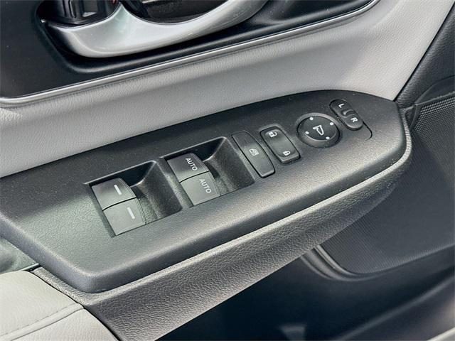 used 2022 Honda CR-V car, priced at $33,338