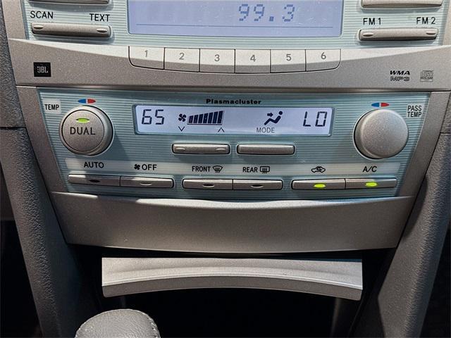 used 2009 Toyota Camry Hybrid car, priced at $11,500