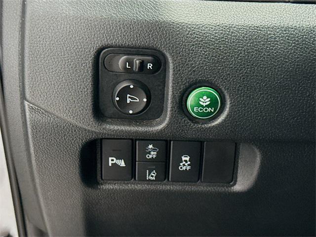 used 2022 Honda Passport car, priced at $25,328