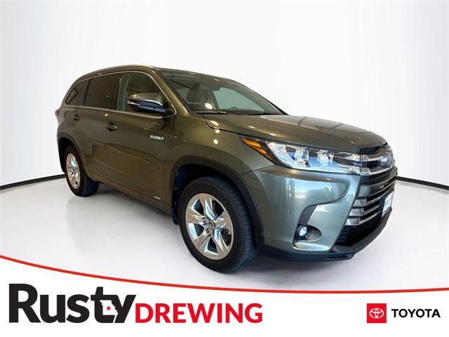 used 2019 Toyota Highlander Hybrid car, priced at $32,432