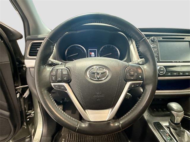 used 2019 Toyota Highlander Hybrid car, priced at $32,432