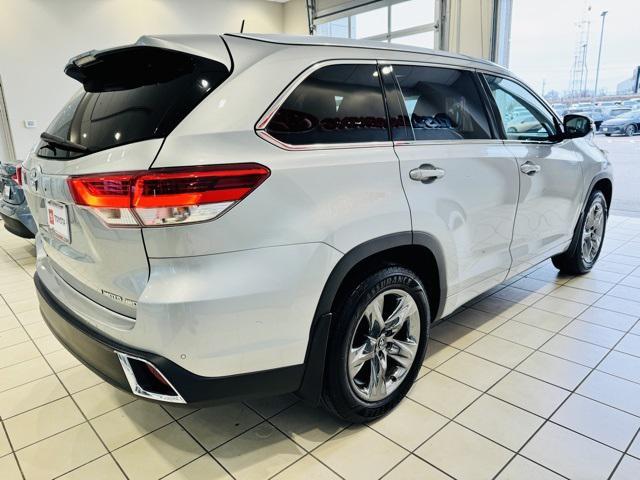 used 2018 Toyota Highlander car, priced at $29,980