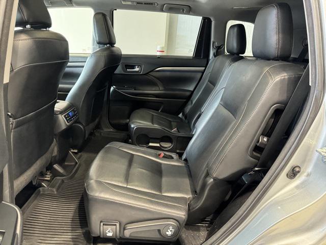 used 2018 Toyota Highlander car, priced at $29,980