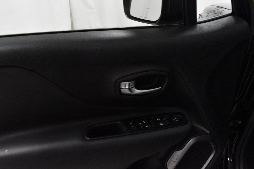 used 2022 Jeep Renegade car, priced at $22,619