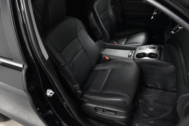 used 2022 Honda Pilot car, priced at $32,415