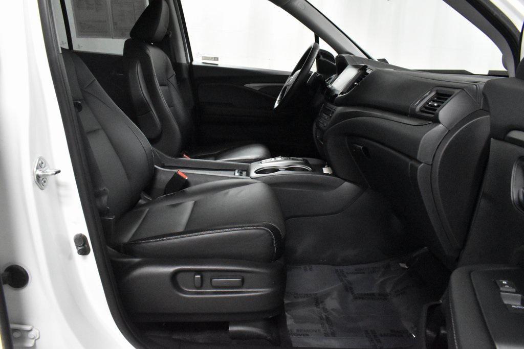used 2023 Honda Ridgeline car, priced at $34,058