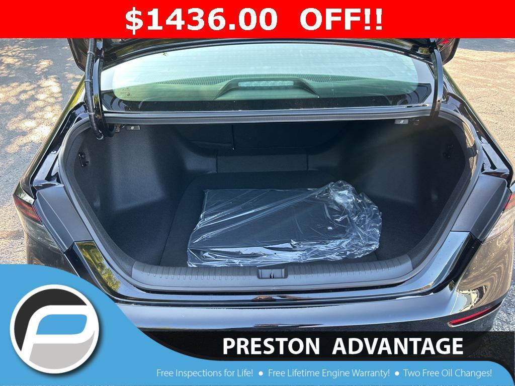 new 2025 Honda Accord car, priced at $30,274