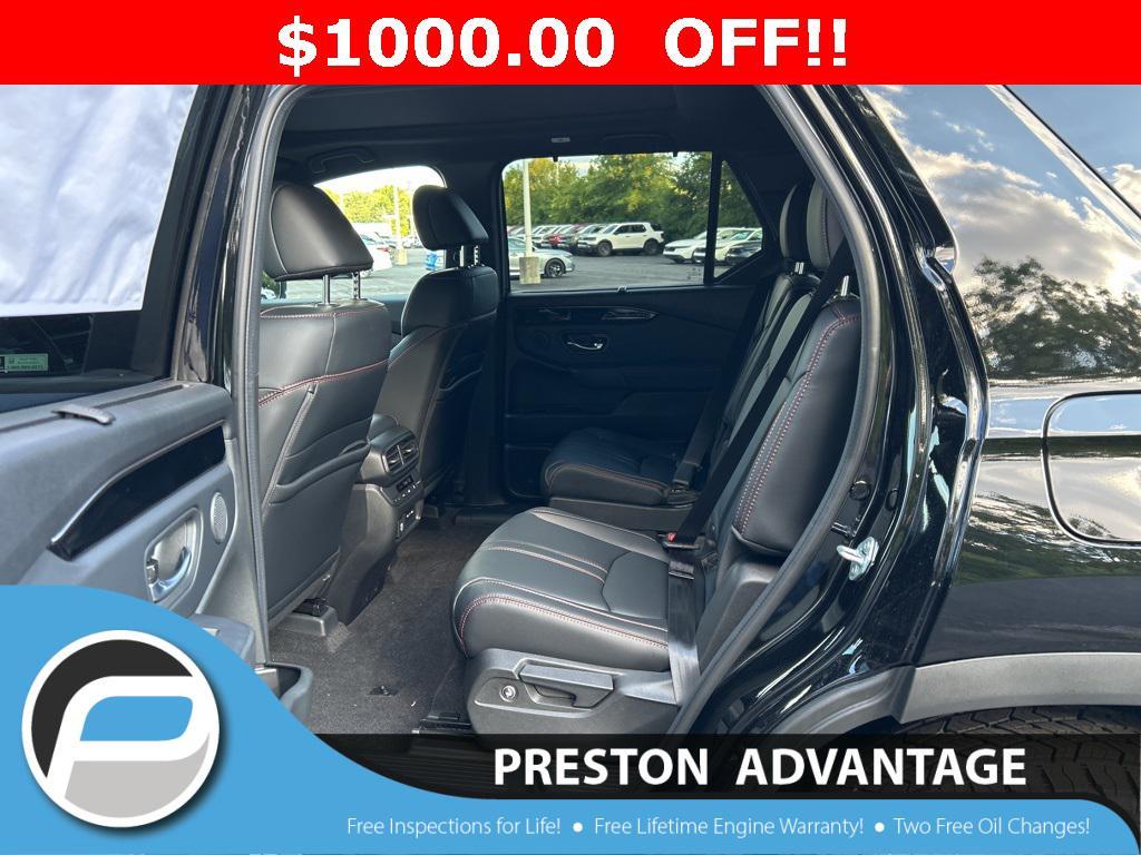 new 2025 Honda Pilot car, priced at $49,895