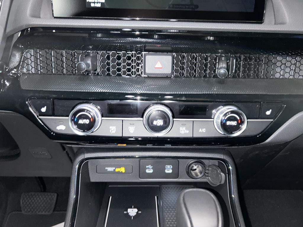 new 2026 Honda CR-V Hybrid car, priced at $40,659